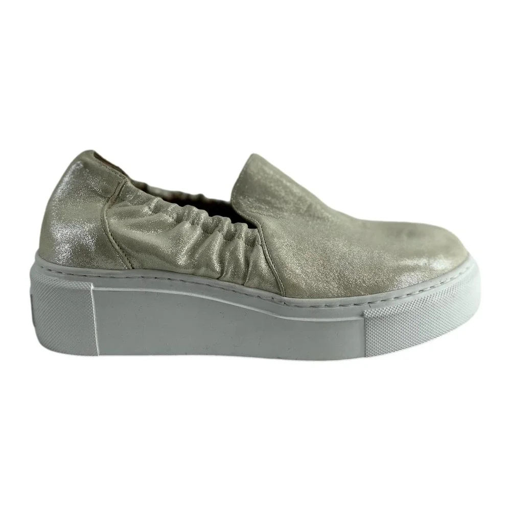 Laura Bellariva Gold Metallic Slip-On Sneaker European Size 37 EUC - Picture 5 of 10